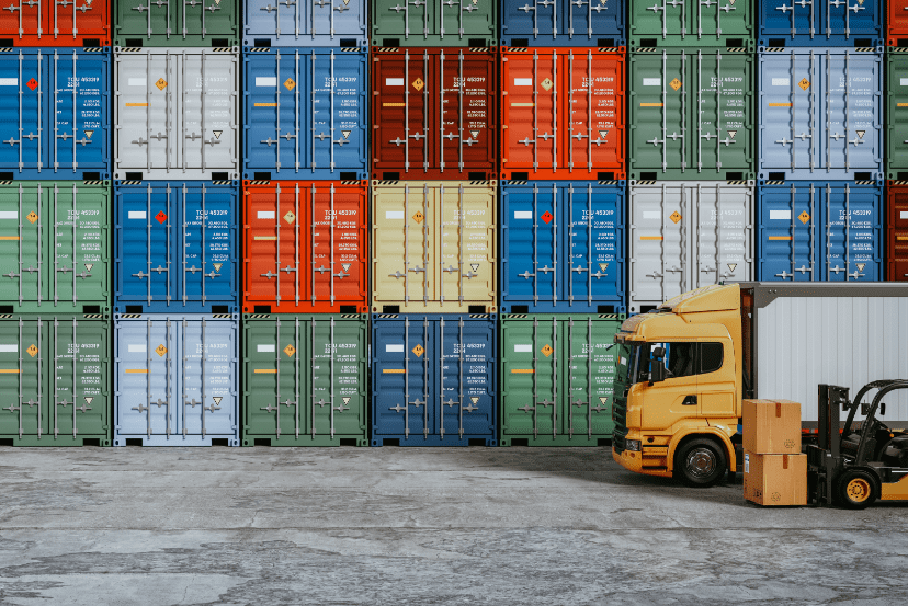 A Guide to Container Yards for International Shipping